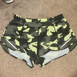 Green camo hotty hot 2.5 inch inseam